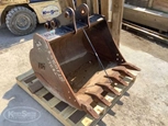 Used Takeuchi Bucket